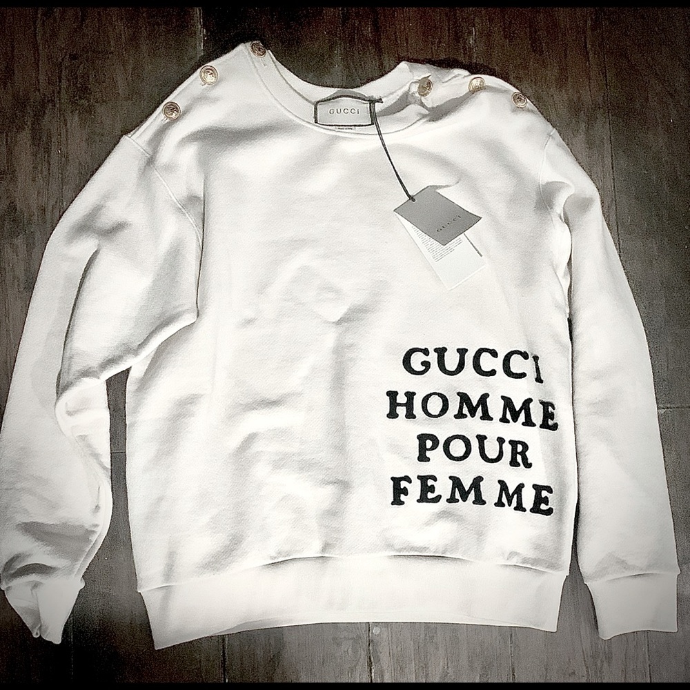 Gucci sweatshirt, new w tags, womens small